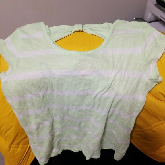 Justice Brand- Set Of 2 Girls Adorable Tops - Picture 2 of 6